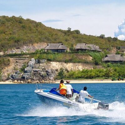 Thuê cano tham quan vịnh Nha Trang - hồ cá Trí Nguyên- Bãi Tranh- Hòn Mun- Hòn Một
