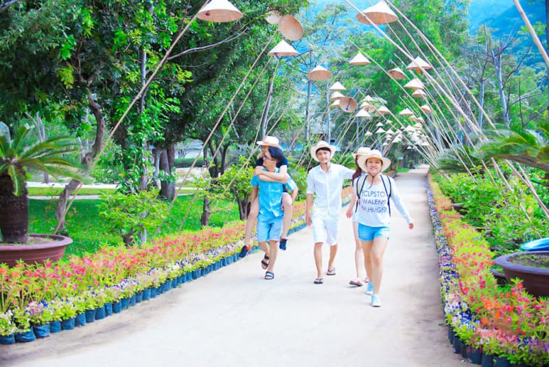 Tour đảo khỉ - Suối hoa lan Tour đảo khỉ - Suối hoa lan